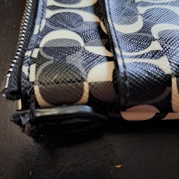 COPY - COPY - Coach Peyton Dream Crossbody Bag - Picture 7 of 7